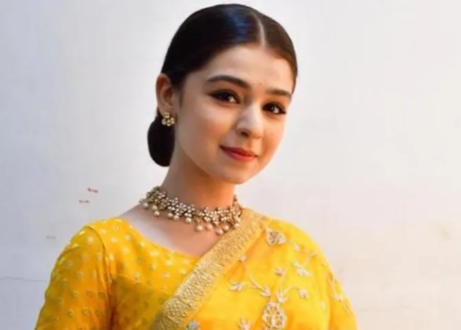 सोनी टीवी के 'क्यों उत्थे दिल छोड़ आए' में ग्रेसी गोस्वामी की साड़ियां बन गईं एक खास फैशन