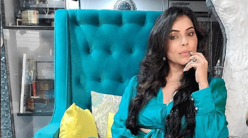 एक्ट्रेस Nikita Rawal ने एक stalker के खिलाफ दर्ज़ कराई शिकायत