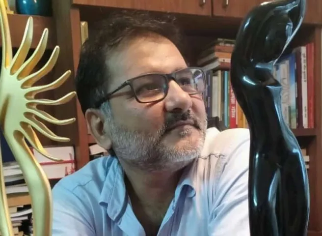 फिल्म लेखक अपना काम करे या स्टार अप्रूवल के लिए दौड़े, यह एक दुर्भाग्य पूर्ण स्थिति है: जावेद अहमद