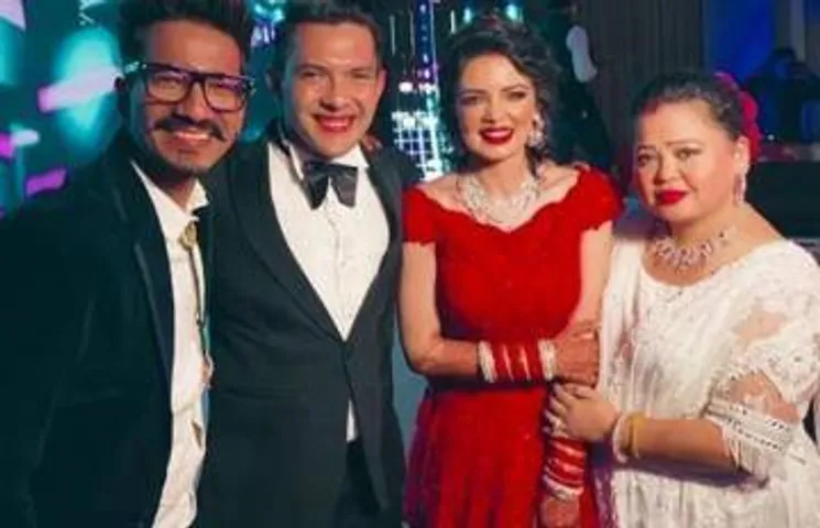 आदित्य नारायण के रिसेप्शन में अपने पति के साथ पहुंची Bharti Singh