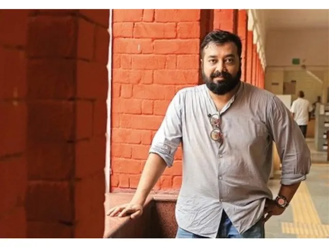 अनुराग कश्यप नीलाम करेंगे फिल्मफेयर अवॉर्ड, कोविड-19 टेस्ट किट्स खरीदकर करेंगे मदद