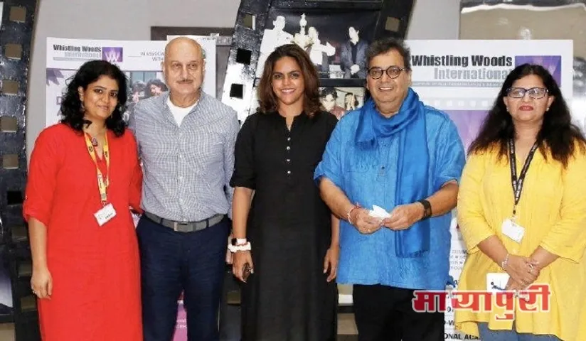 व्हीस्लिंग वुड्स इंटरनेशनल के ‘फिफ्थ वेदा उत्सव’ में पहुंचे अनुपम खेर