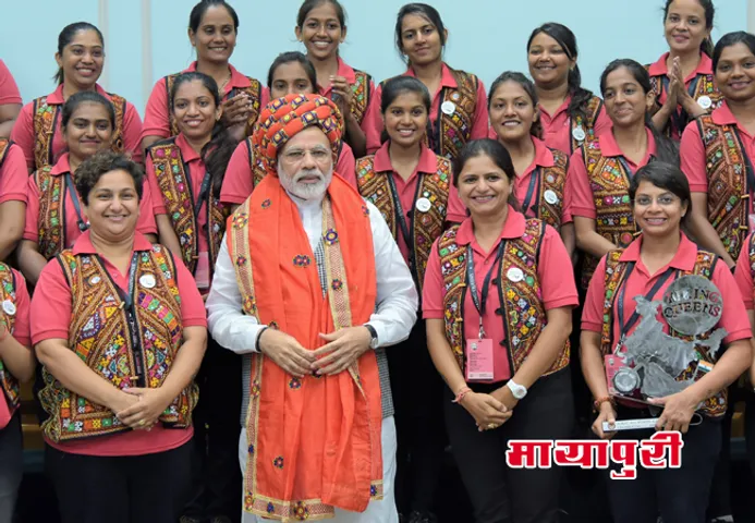 प्रधानमंत्री नरेंद्र मोदी ने बाइकिंग क्वींस और उनके शानदार उद्देश्य की यात्रा का समर्थन किया