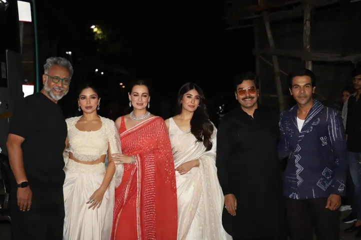 कानून का पालन करने वाले आशुतोष राणा ने अनुभव सिन्हा के 'Bheed' के दर्दनाक सच को लाया सामने!