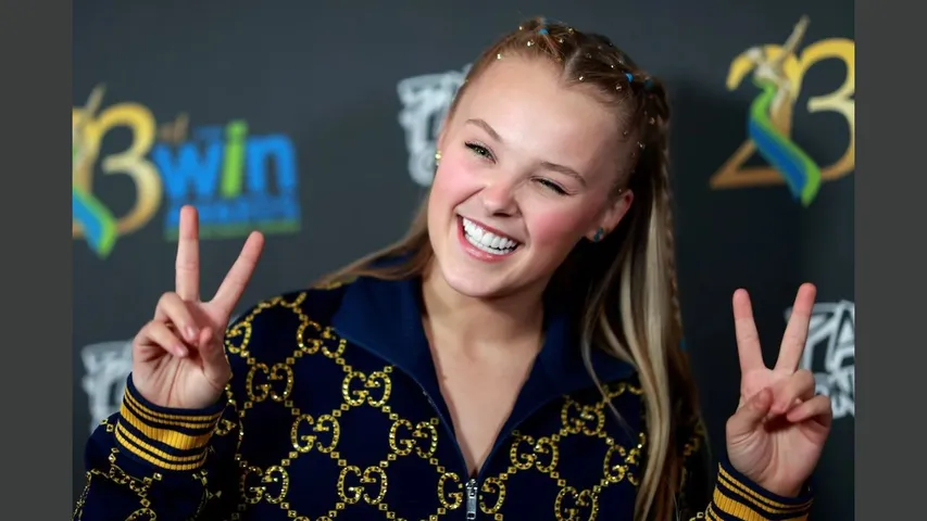 Jojo Siwa हॉरर-थ्रिलर फिल्म 'ऑल माई फ्रेंड्स आर डेड' का नेतृत्व करेंगी