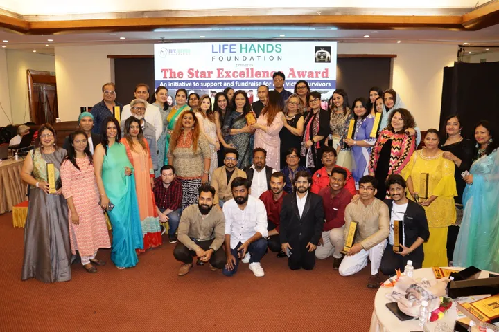 लाइफ हैंडस फाउंडेशन द्वारा शानदार अवार्ड फंक्शन "द स्टार एक्सेलेंस अवार्ड" का सफल आयोजन