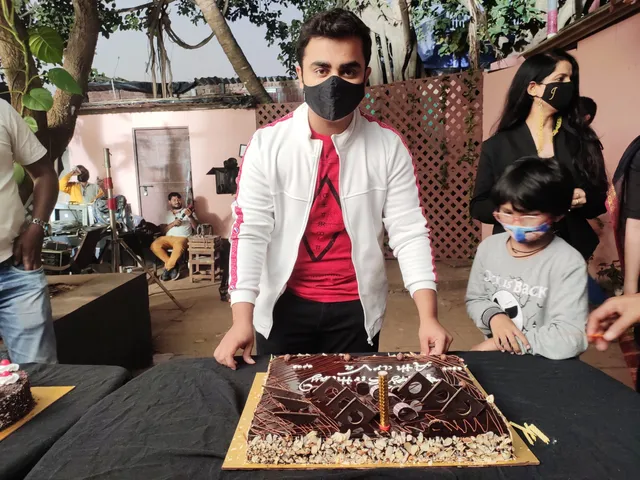 ‘‘मुझे अपने बर्थडे पर मेरे दोस्तों और परिवार को तोहफे देना अच्छा लगता है’’ बर्थडे मनाने के बारे में अथर्व ने कही यह बात