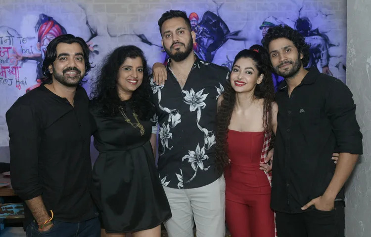 Photos: सम्राट चैटर्जी की जन्मदिन पार्टी में शामिल हुए स्टार्स, देखें फोटोज़