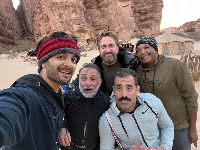 अली फज़ल ने 'कंधार' के सेट से उनके सह-कलाकार जेरार्ड बटलर के साथ दिलचस्प तस्वीरें शेयर कीं