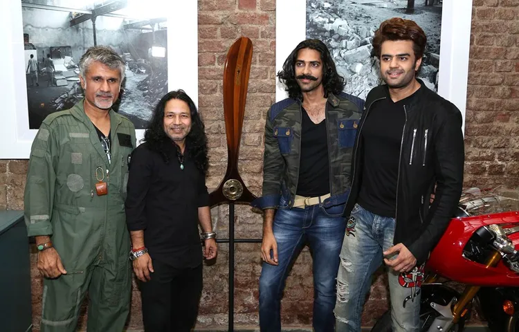 अर्जुन खन्ना और अक्षय शर्मा के द एयरमेन कलेक्टिव के अनावरण में शामिल हुए बॉलीवुड के सितारे