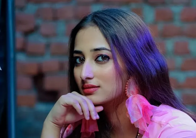 एक्ट्रेस हीना को कैसे बिच्छू ने काटा?