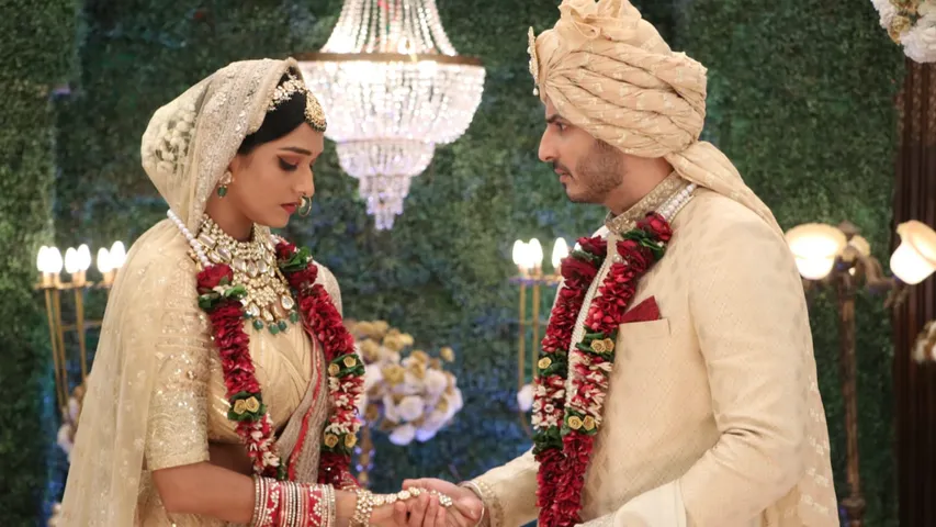 Bhagya Lakshmi Find out why Lakshmi stops her wedding with Vikrant