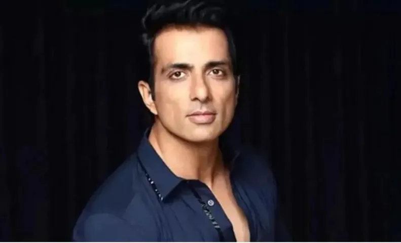 एक्टर सोनू सूद ने हॉस्पिटल को प्रमोट करने की फीस के बदले मांगे 50 लीवर ट्रांसप्लांट