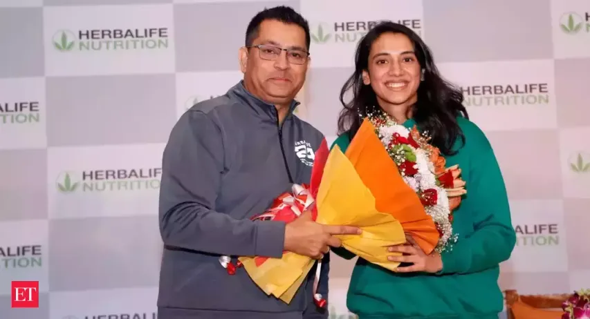 Smriti Mandhana इंडिया के साथ स्पॉन्सर्ड स्पोर्ट्स एथलीट के तौर पर जुड़ीं