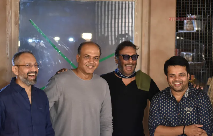 आशुतोष गोवारीकर ने जैकी श्रॉफ की गुजराती फिल्म 'वेंटीलेटर' को दिया फर्स्ट क्लैप