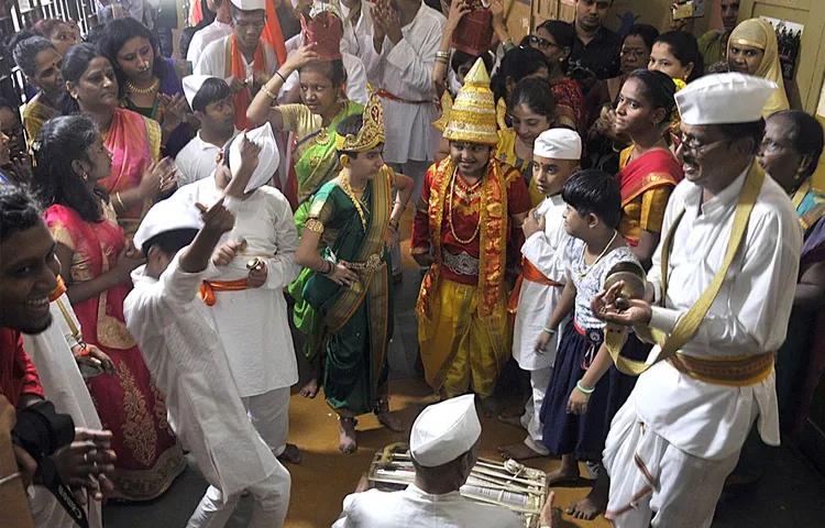 पोइबावाड़ी म्युनिसिपल स्कूल अशक्त बच्चों ने मुंबई में पर्यावरण को बचाने का दिया संदेश