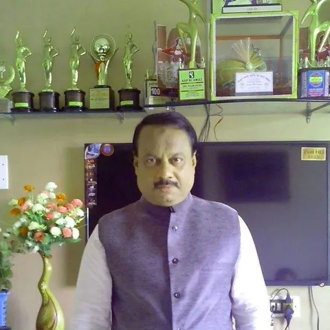 फ़िल्म निर्देशक असलम शेख का निधन