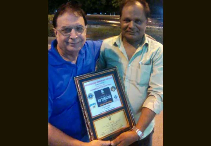 नो टोबैको डे इवेंट में पत्रकार शरद राय को सम्मानित किया गया