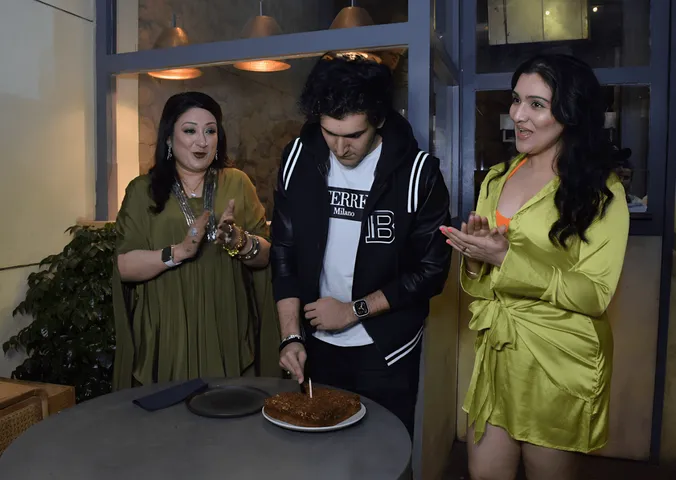 गोविंदा के बेटे Yashvardhan ने अपना जन्मदिन परिवार और दोस्तों के साथ मनाया