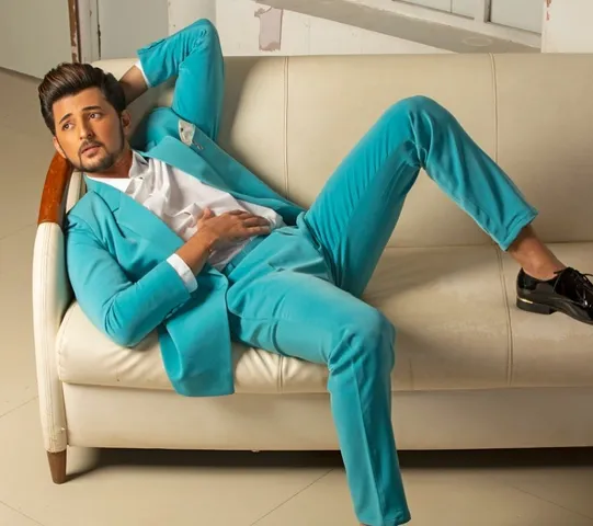 Darshan Raval की आवाज गूजेंगी IIIT, इलाहाबाद के कैंपस में 