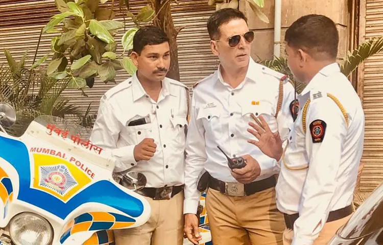 आखिर क्यों अक्षय कुमार बने ट्रैफिक पुलिस