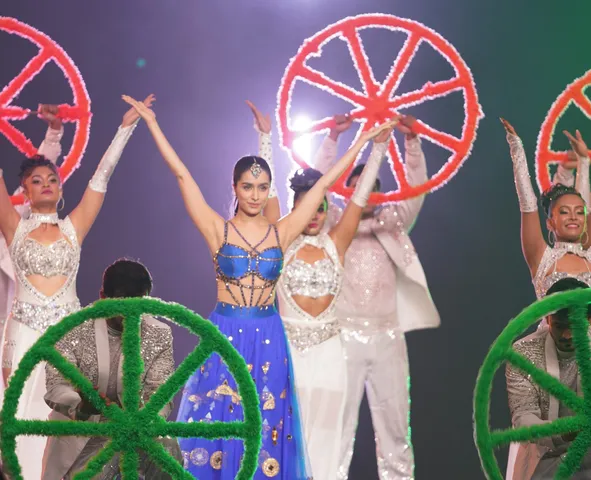 इंडिया 75. 52वें आईएफएफआई गोवा में अपनी दमदार परफॉर्मेंस के साथ भारतीय नारी की शक्ति और उपलब्धियों को ट्रिब्यूट दिया श्रद्धा कपूर