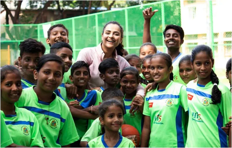 प्राची तेहलान ने खास बच्चों के साथ बास्केटबॉल खेलकर सेलिब्रेट किया अपना जन्मदिन