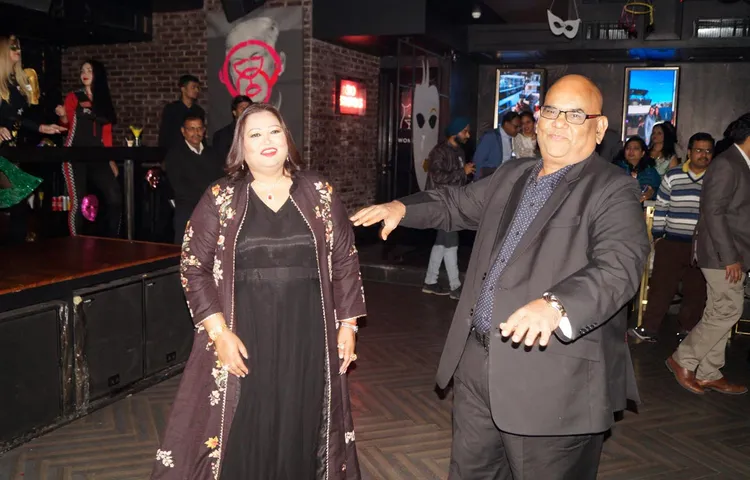 दोस्त शिल्पी शर्मा के 50वें जन्मदिन पर जम के नाचे एक्टर सतीश कौशिक