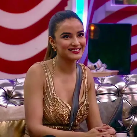 Bigg Boss 14: Jasmin Bhasin ने घर से निकलते ही अली के लिए काया पोस्ट, फैंस को भी कहा धन्यवाद