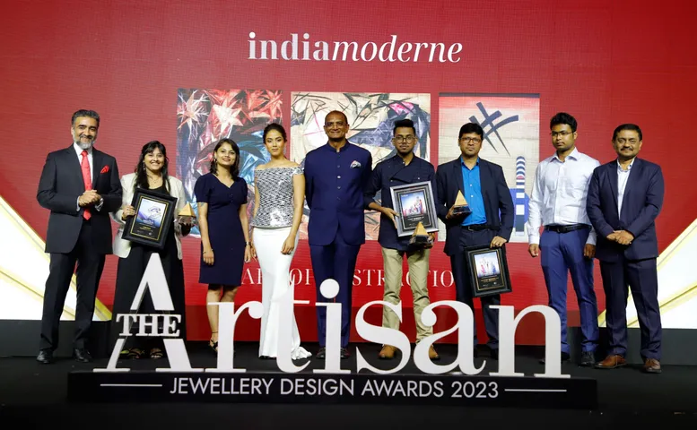 The Artisan Awards 2023 की थीम इंडिया मॉडर्न - द वर्ल्ड ऑफ आर्ट मीट्स मॉडर्न ज्वेलरी थी