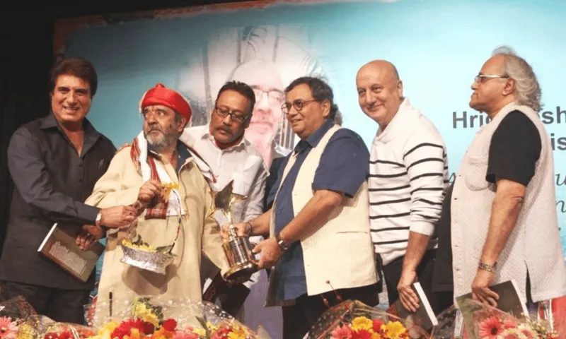 लम्बी ख़ोज के बाद में ‘अली’ को पाया - अली पीटर जॉन