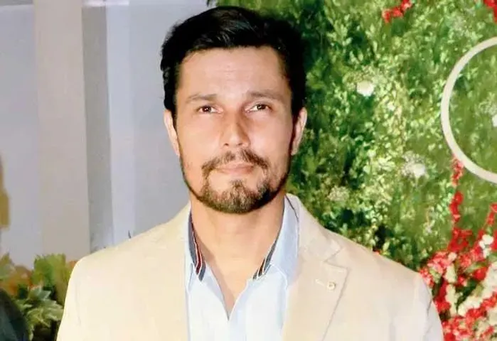 Randeep Hooda की वेब की दुनिया में एंट्री, दमदार रोल में आएंगे नजर