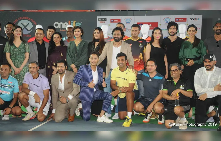 Photos: TPL सीजन-2 के उद्घाटन में पहुंची सोनाली बेंद्रे, रकुल प्रीत सिंह और दिव्या खोसला कुमार
