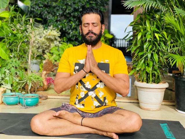 योगाभ्‍यास से तपा शरीर रोग, जरा व मृत्‍यु से होता है मुक्‍त : रवि किशन