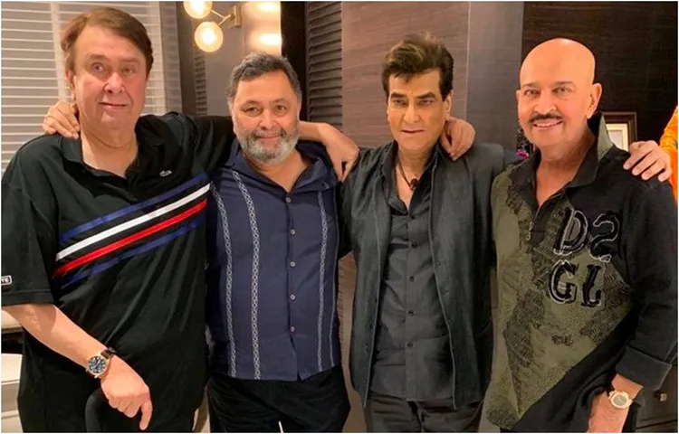 ‘तेरा साथ ना छोड़ेंगे’- जीतेन्द्र और राकेश रौशन ने यू.एस. से वापस आए अपने मित्र ऋषि कपूर का किया स्वागत