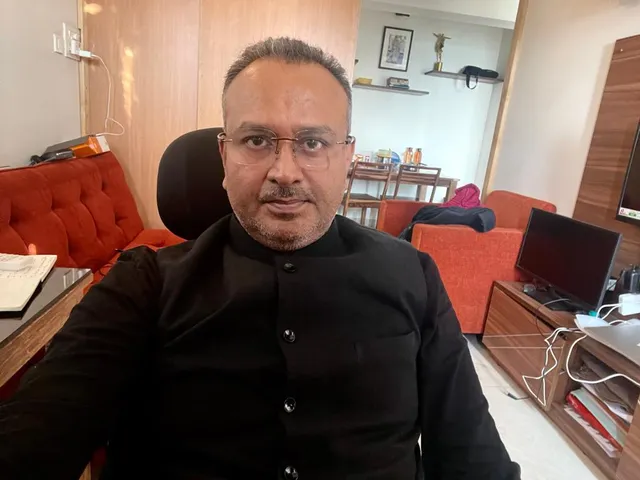 Shravan Tiwari: हमारी फिल्म ‘आजम’ विमल राॅय सर की फिल्मों की तरह है