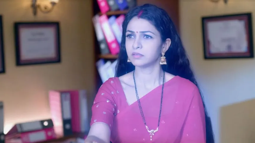 Pyar Ka Pehla Naam Radha Mohan Today Episode: क्या मोहन को जेल से मिलेगी रिहाई?