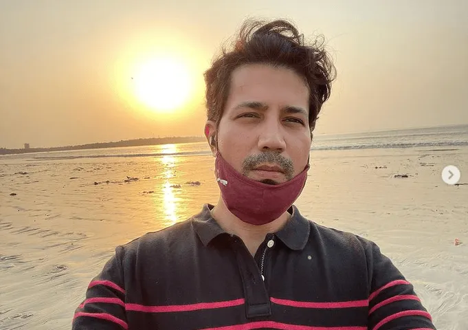 अभिनेता सुमित व्यास का कोरोना रिपोर्ट आया नेगेटिव, पोस्ट कर दी जानकारी
