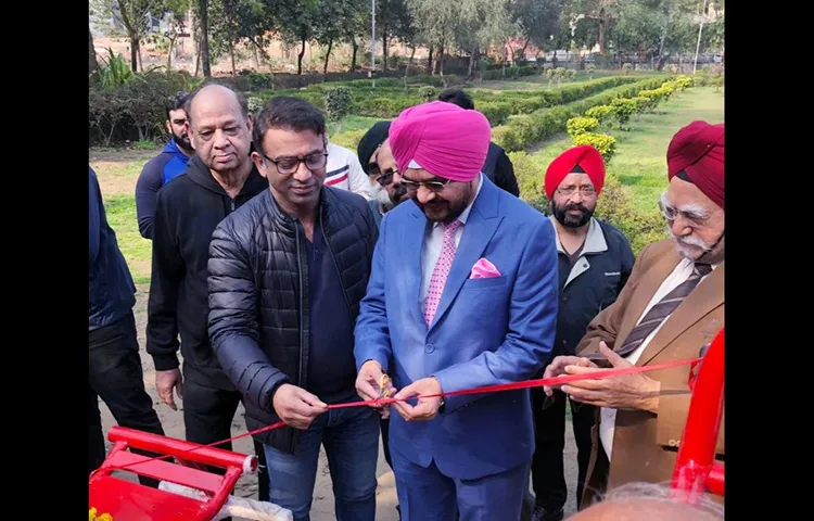 डॉ.एच.एस.पॉल ने दिल्ली में ओपन जिम का उद्घाटन किया