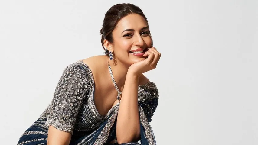 Divyanka Tripathi rocked the internet in saree, see here