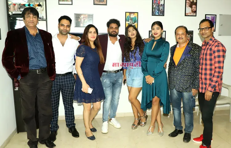 कास्टिंग डायरेक्टर एंड निर्माता राज गुप्ता का जन्मदिन बड़ी धूमधाम से मनाया गया   