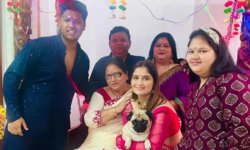 जानिए शेमारू उमंग के शो 'श्रवणी' की चंद्रा यानी अभिनेत्री आरती सिंह ने कैसे मनाई दिवाली
