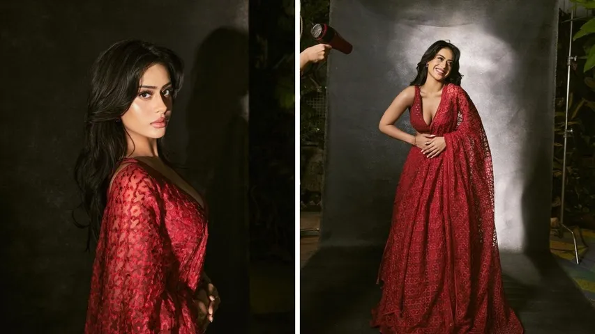 Nysa Devgan gave killer poses in red lehenga