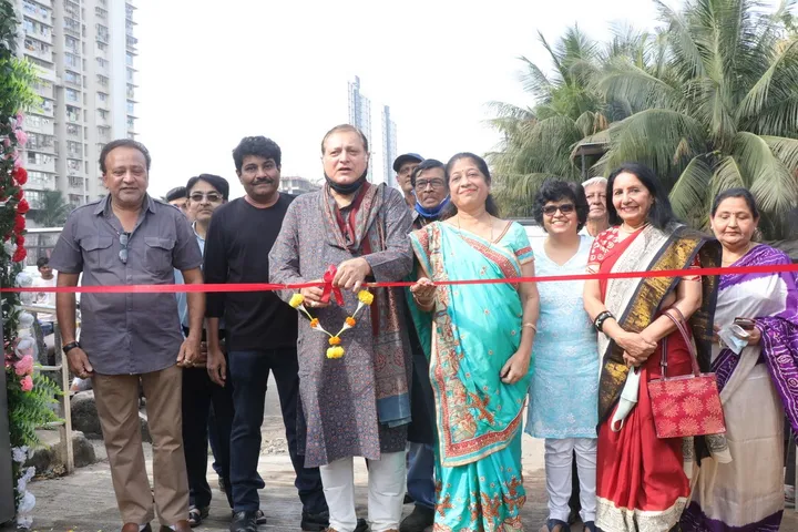 2022 की शुरुआत कल कांदिवली में बगीचे के उद्घाटन के साथ हुई, उद्घाटन करने पहुंचे मनोज जोशी और गीता मानेक