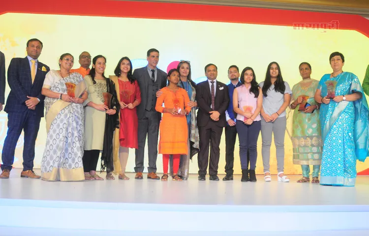 अक्षय कुमार और शबाना आजमी ने किया पीरियड्स के दौरान स्वच्छता के प्रति लोगों को किया जागरूक