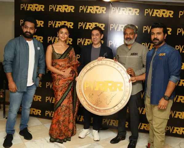 पीवीआर ने RRR के साथ अपने अनूठे जुड़ाव के हिस्से के रूप में विशेष ‘PVRRR’ NFT लॉन्च किया