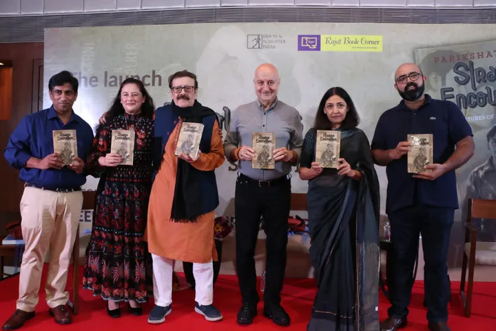 LAUNCH OF THE BOOK STRANGE ENCOUNTERS BY PARIKSHAT SAHNI CHIEF GUEST ANUPAM KHER AND DEEPTI NAVAL