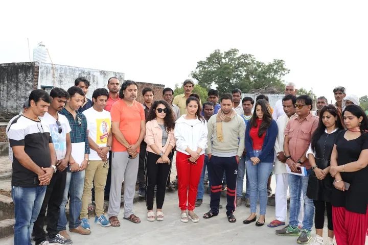 राजकुमार बड़जात्या की श्रदांजलि के साथ शुरू हुई 'आए हम बाराती बारात लेके' 