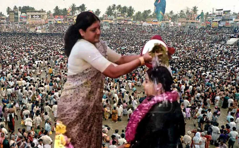 பல உயிர்களைப் பறித்த புனித நீராடல்! மகாமக கோர சம்பத்தின் பின்னணி..