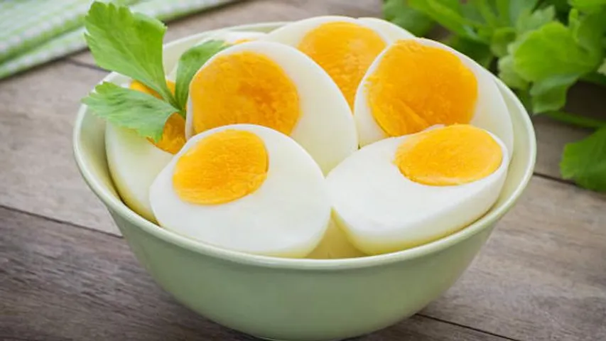 ಈ ಹತ್ತು ಆಹಾರಗಳ ಪದಾರ್ಥಗಳನ್ನು ಅಪ್ಪಿತಪ್ಪಿಯೂ ಹಸಿಯಾಗಿ ತಿನ್ನಬೇಡಿ? ಆರೋಗ್ಯಕ್ಕೆ ತುಂಬಾ ಅಪಾಯ!